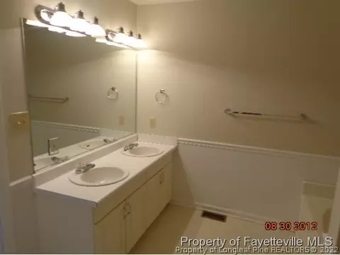 334 Senter Ln, Bunnlevel, NC 28323 photo 11