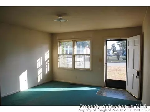 109 May St, Dunn, NC 28334 photo 3