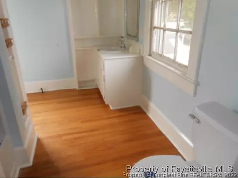 504 Denim Dr, Erwin, NC 28339 photo 9