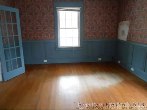 504 Denim Dr, Erwin, NC 28339 photo 4