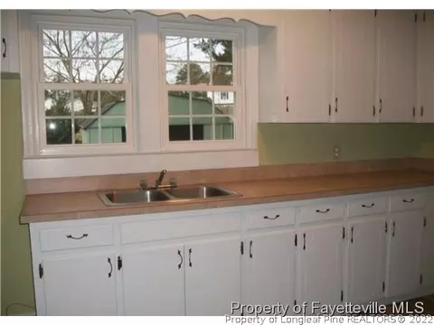 205 E I St, Erwin, NC 28339 photo 3