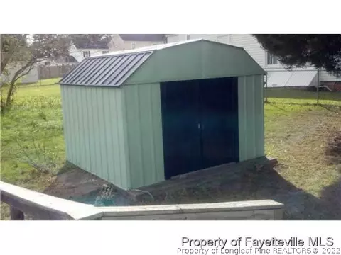 205 E I St, Erwin, NC 28339 photo 7