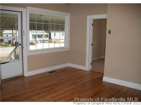 205 E I St, Erwin, NC 28339 photo 2