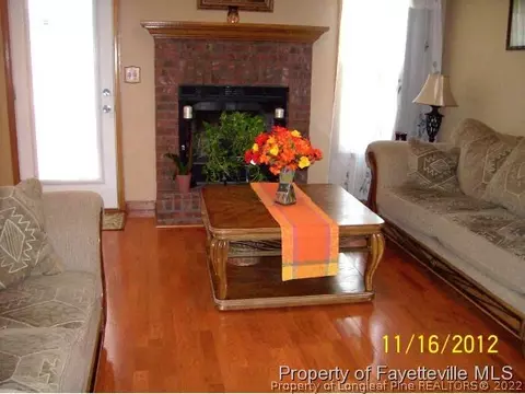 228 Eileen Dr, Spring Lake, NC 28390 photo 3