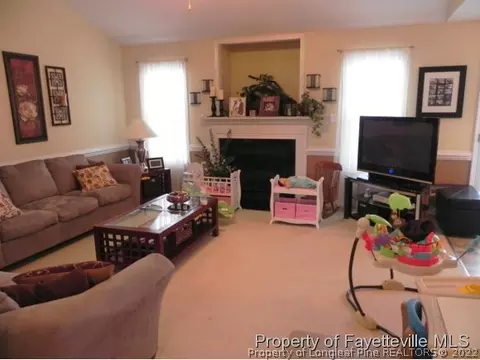 185 Jesse Dr, Smithfield, NC 27577 photo 9