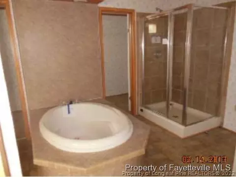 102 Pebblestone Ln, Dunn, NC 28334 photo 9