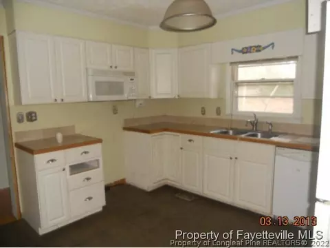 113 Fourth St, Hamlet, NC 28345 photo 4