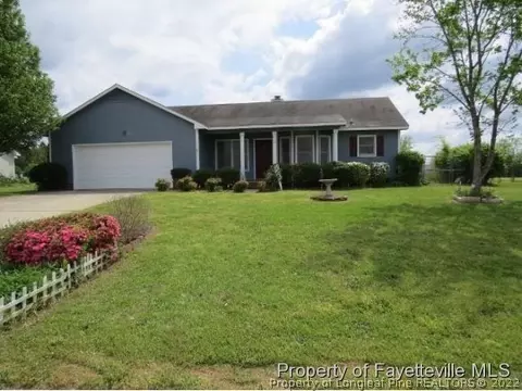 44 Surfwinds Dr, Spring Lake, NC 28390 photo 3