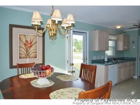 701 Maple Ave, Dunn, NC 28334 photo 9