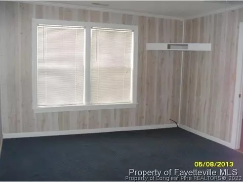 407 Iris Bryant Rd, Dunn, NC 28334 photo 4