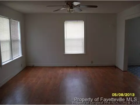 407 Iris Bryant Rd, Dunn, NC 28334 photo 2