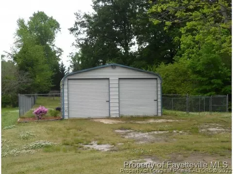 407 Iris Bryant Rd, Dunn, NC 28334 photo 5