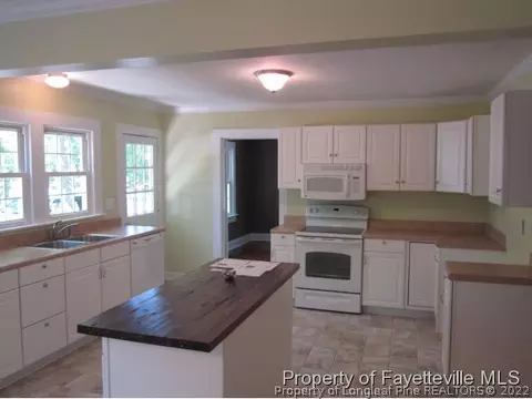 709 S Layton, Dunn, NC 28334 photo 4