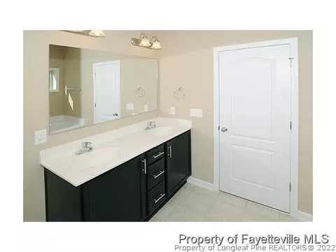 180 Crane Way, Bunnlevel, NC 28323 photo 5
