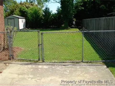710 Westbrook Ave, Dunn, NC 28334 photo 10