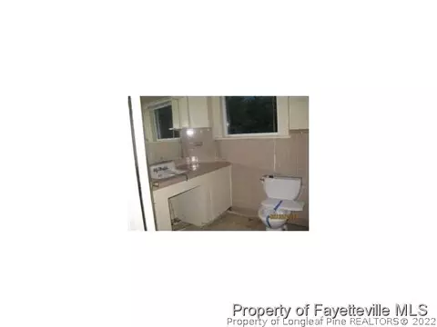 1014 Edgerton St, Dunn, NC 28334 photo 5