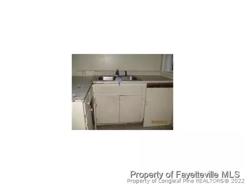 1014 Edgerton St, Dunn, NC 28334 photo 4