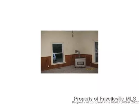 1014 Edgerton St, Dunn, NC 28334 photo 2