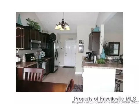 320 Declaration Dr, Raeford, NC 28376 photo 4