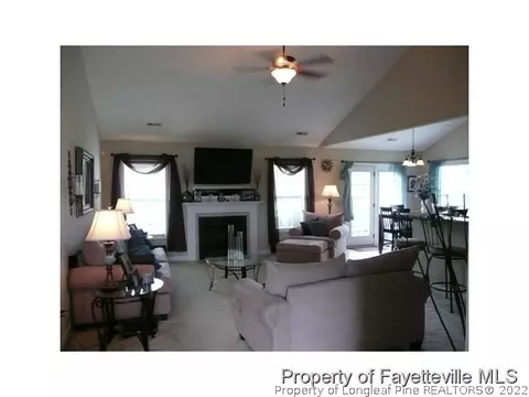 320 Declaration Dr, Raeford, NC 28376 photo 2
