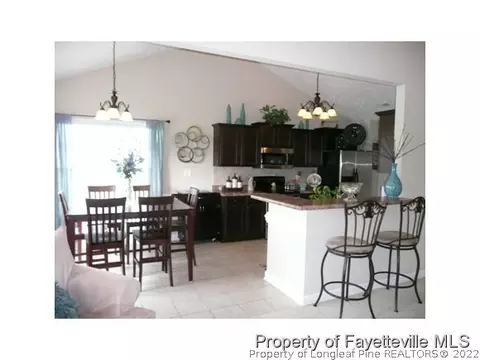 320 Declaration Dr, Raeford, NC 28376 photo 3