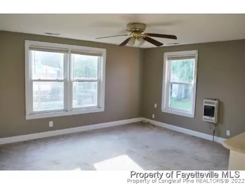 402 W I St, Erwin, NC 28339 photo 5
