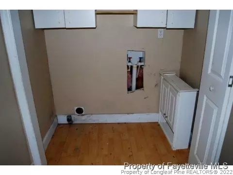 402 W I St, Erwin, NC 28339 photo 6