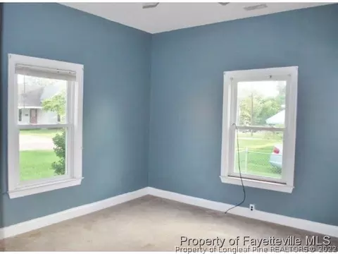 402 W I St, Erwin, NC 28339 photo 13