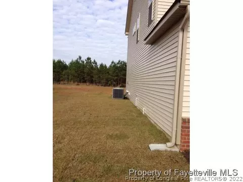 819 St Johns Loop, Raeford, NC 28376 photo 6