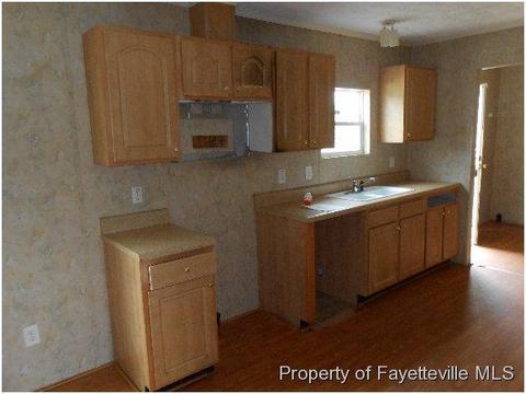 1591 Loop Rd, Raeford, NC 28376 photo 3
