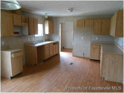 1591 Loop Rd, Raeford, NC 28376 photo 5