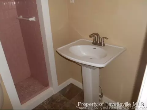 434 Jernigan Rd, Dunn, NC 28334 photo 9
