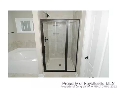 141 Valley Stream Rd, Spring Lake, NC 28390 photo 10