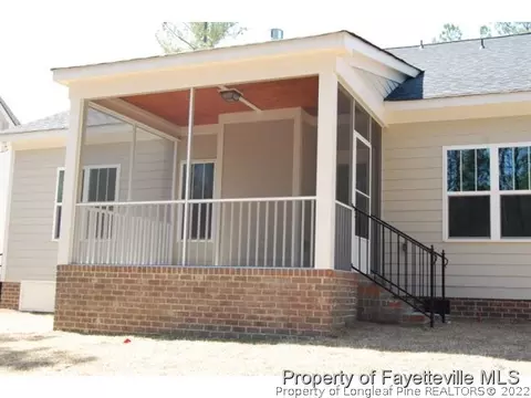 141 Valley Stream Rd, Spring Lake, NC 28390 photo 3