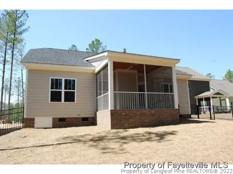 141 Valley Stream Rd, Spring Lake, NC 28390 photo 2