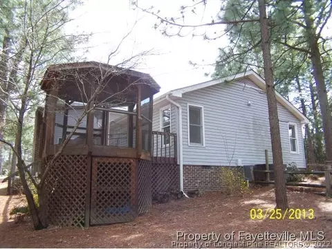 135 Firetree Ln, West End, NC 27376 photo 3
