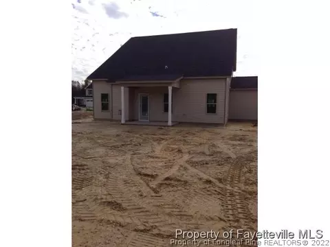 909 Saint Johns Loop, Raeford, NC 28376 photo 5