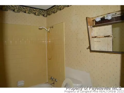 283 Melissa Dr, Dunn, NC 28334 photo 10