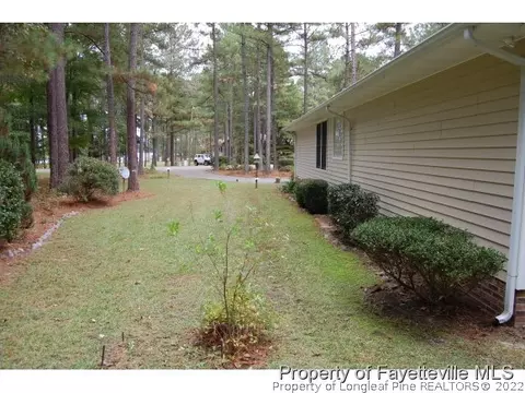 668 Willow Ln, Vass, NC 28394 photo 7