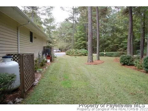668 Willow Ln, Vass, NC 28394 photo 5