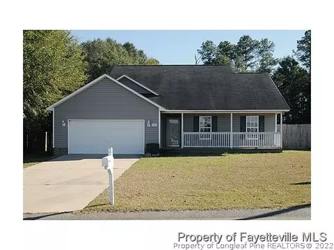 124 Hosta Dr, Raeford, NC 28376 photo 1