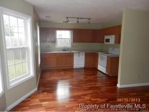 124 Hosta Dr, Raeford, NC 28376 photo 3
