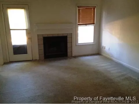 590 Riverwind Dr, Spring Lake, NC 28390 photo 4