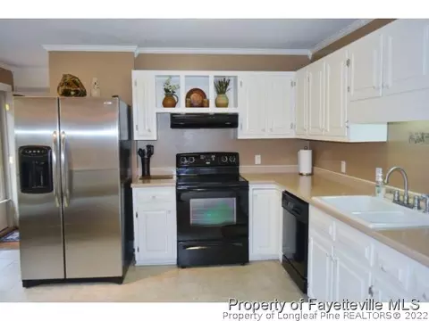 101 E Pine St, Lillington, NC 27546 photo 9