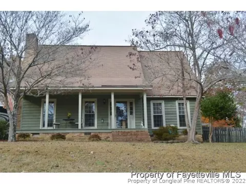 101 E Pine St, Lillington, NC 27546 photo 1