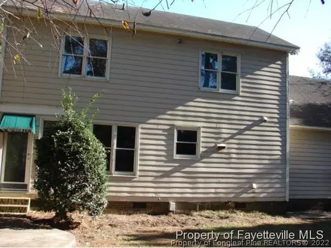 803 E Morris Cir, Dunn, NC 28334 photo 2