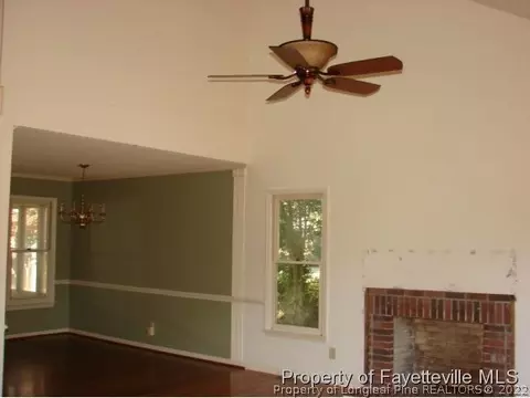 803 E Morris Cir, Dunn, NC 28334 photo 4