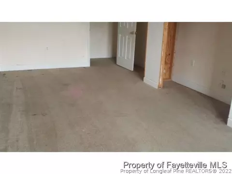 102 Silverberry Ct, Raeford, NC 28376 photo 6