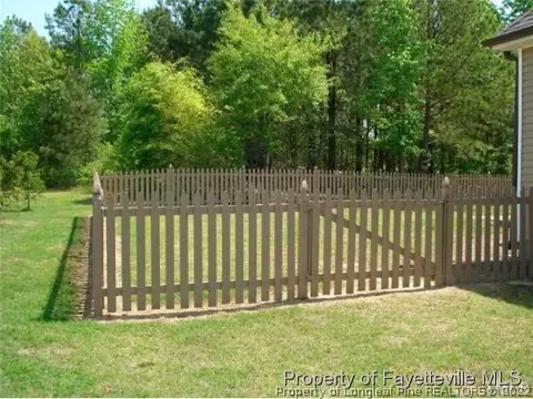 207 Braddock Dr, Lillington, NC 27546 photo 2