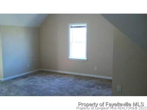 581 Heathrow Dr, Spring Lake, NC 28390 photo 7